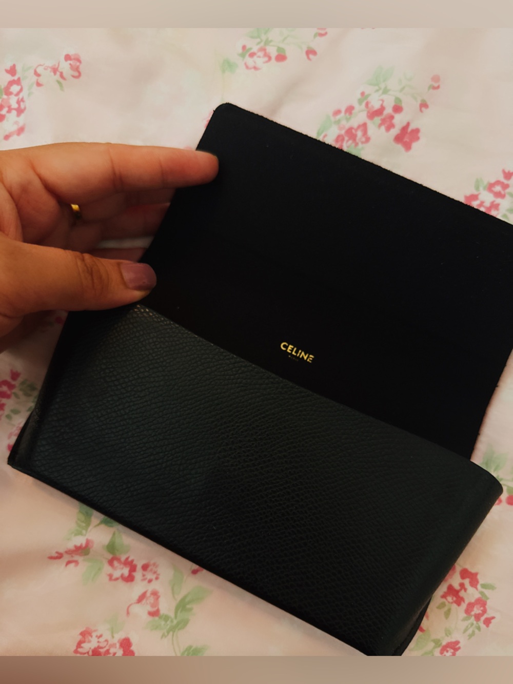 Celine Black Pebbled Leather glasses case with Gold Logo - Picture 2 of 2